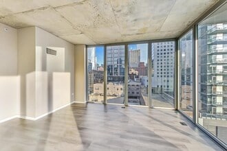 659 W Randolph St in Chicago, IL - Building Photo - Building Photo