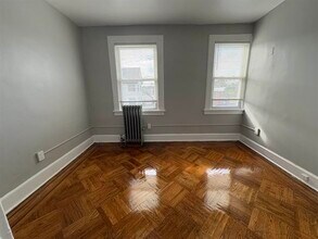 762 Forest St in Kearny, NJ - Building Photo - Building Photo