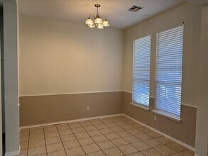 105 Great Oaks Dr in Norman, OK - Building Photo - Building Photo