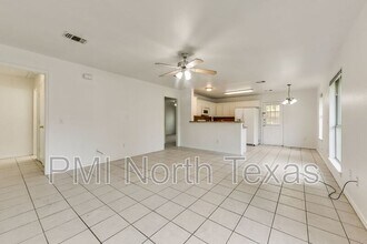 919 Farmington Rd in Howe, TX - Building Photo - Building Photo