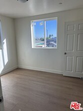 1640 Murchison St in Los Angeles, CA - Building Photo - Building Photo