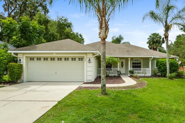 708 Haven Oak Ct