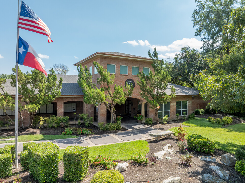 Forest Park in Austin, TX - Building Photo