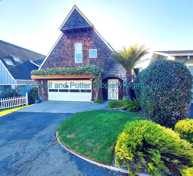 437 Alta Loma Ln in Santa Cruz, CA - Building Photo - Building Photo