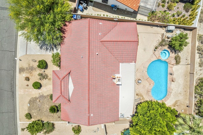 9735 Hoylake Rd in Desert Hot Springs, CA - Building Photo - Building Photo