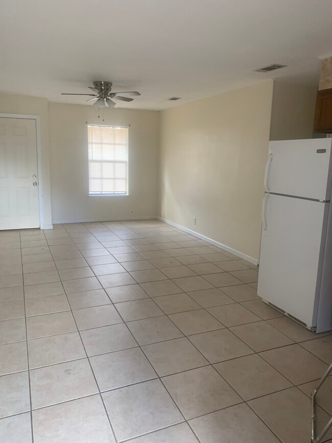 1138 Colquitt Hwy, Unit B
