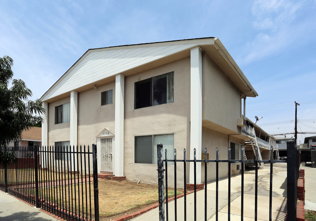 The Milton Apartments in Los Angeles, CA - Building Photo