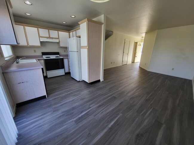 407 Valley Cir in Dayton, NV - Building Photo - Building Photo