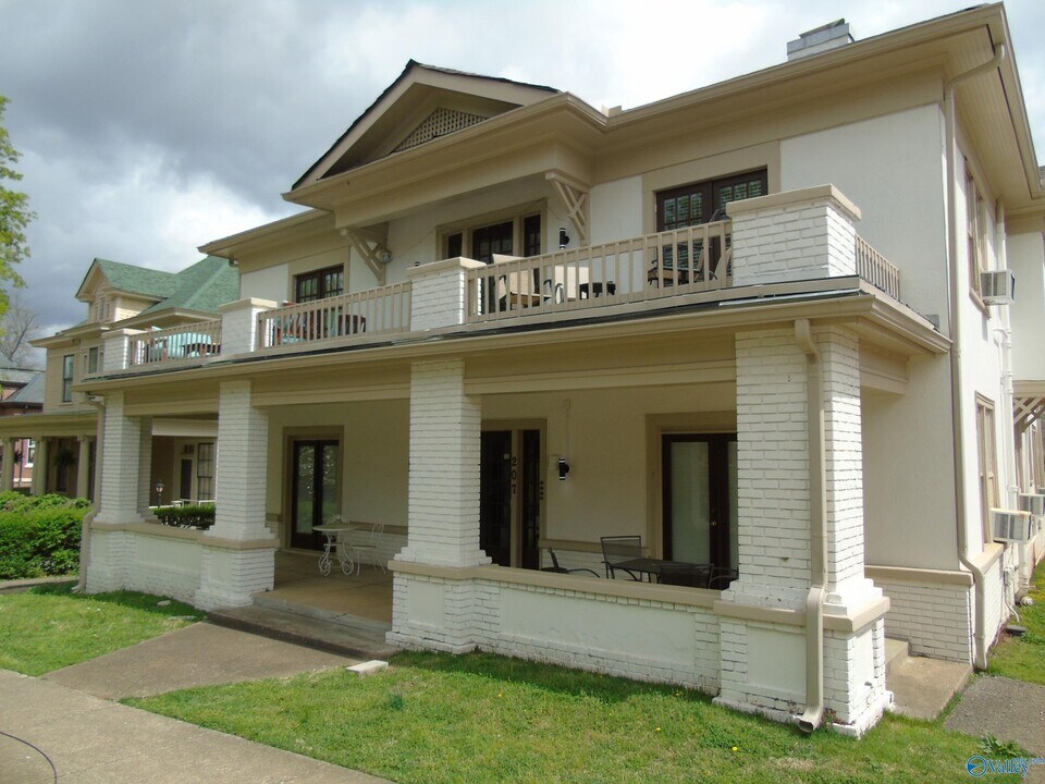 207 Lincoln St SE-Unit -A in Huntsville, AL - Building Photo