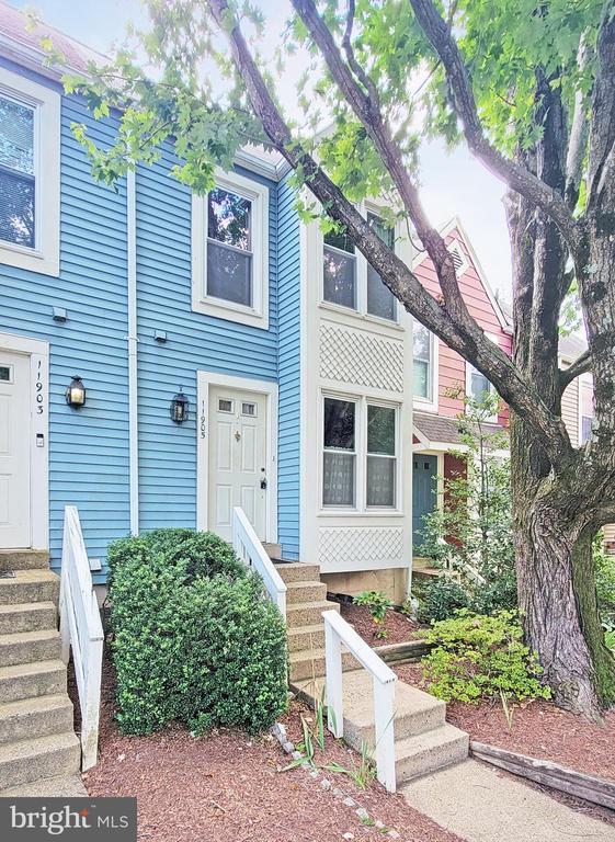 11905 Crosswind Ct in Reston, VA - Building Photo - Building Photo