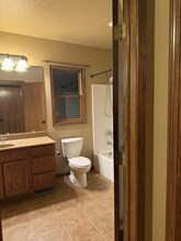 26097 468th Ave in Sioux Falls, SD - Foto de edificio - Building Photo