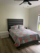 1332 S Rd in South Kingstown, RI - Building Photo - Building Photo