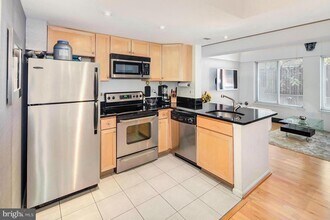 1225 13th St NW in Washington, DC - Building Photo - Building Photo