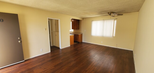 2100 Artesia Blvd in Torrance, CA - Building Photo - Building Photo