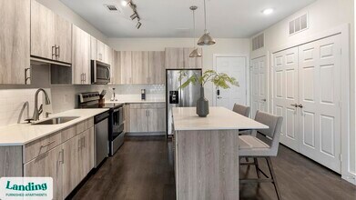 401 Hemphill St in Fort Worth, TX - Foto de edificio - Building Photo