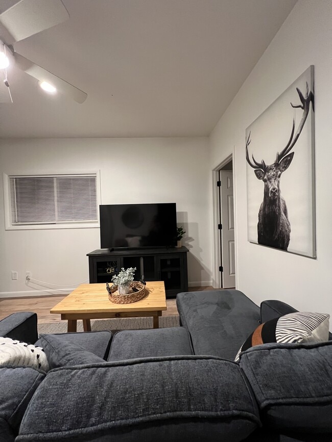 151 Northside Dr in Lander, WY - Building Photo - Building Photo