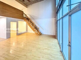 311 Oak St in Oakland, CA - Building Photo