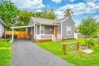 708 Nevada St in San Antonio, TX - Building Photo - Building Photo
