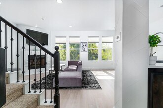 2635 Villa Di Lago Dr in Grand Prairie, TX - Building Photo - Building Photo