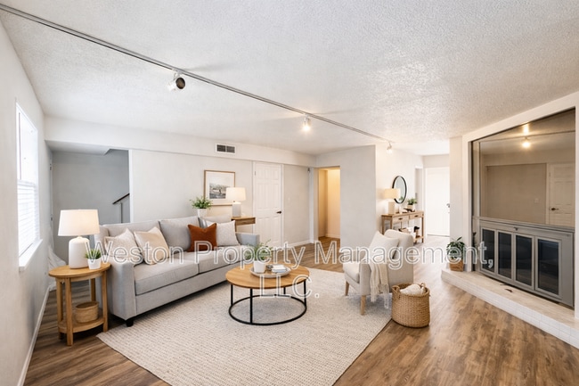 property at 6054 Northwest Expy