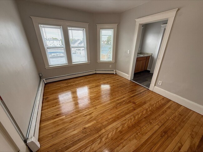 2 Kingsley Terrace in Lynn, MA - Building Photo - Building Photo