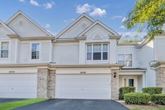 10549 Wakefield Ln in Huntley, IL - Building Photo - Building Photo