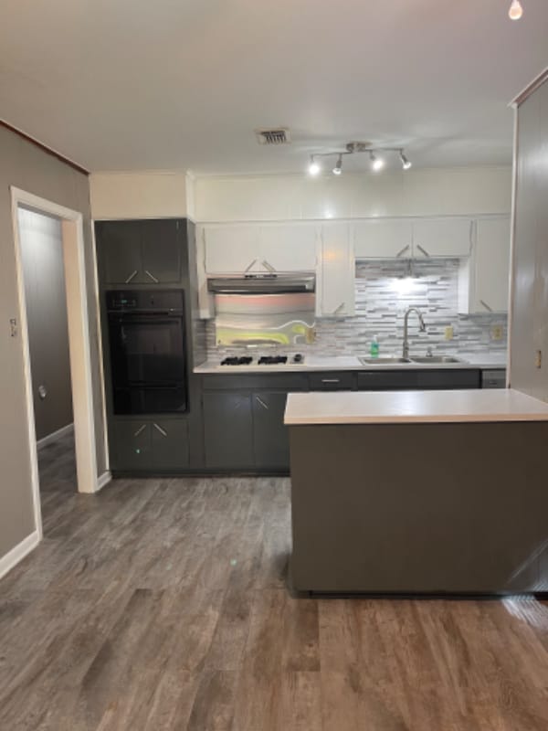 115 Thomas Dr in West Monroe, LA - Foto de edificio - Building Photo