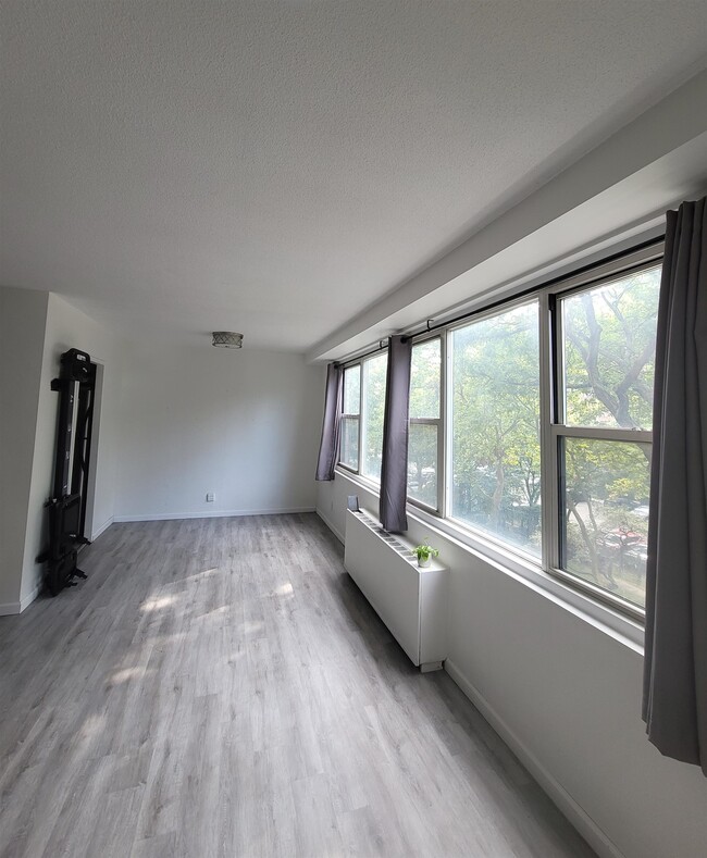 201 St Pauls Ave in Jersey City, NJ - Building Photo - Building Photo