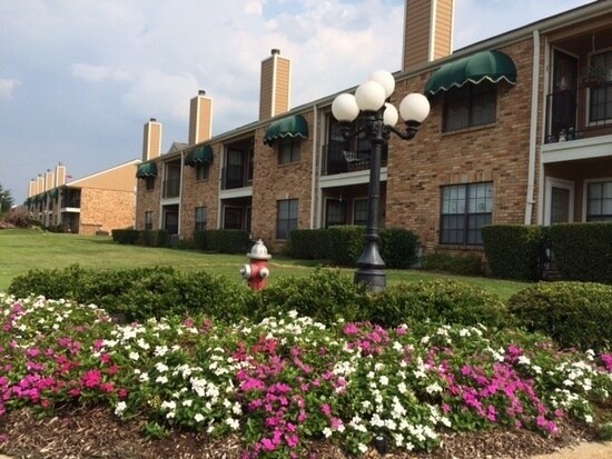 property at 400 W South Town Dr