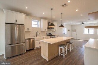 1214 S 21st St in Philadelphia, PA - Building Photo - Building Photo