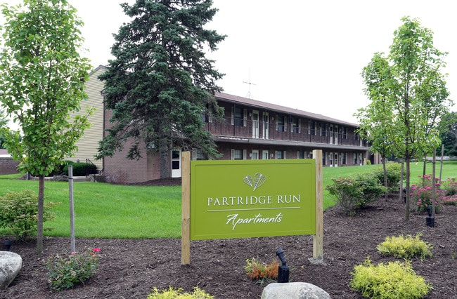 Partridge Run Apartments in Stow, OH - Building Photo - Building Photo
