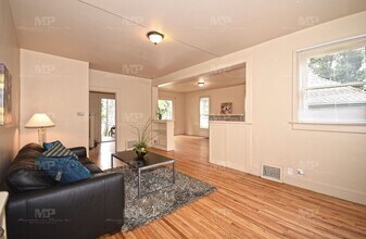 322 W Laurel St in Fort Collins, CO - Foto de edificio - Building Photo