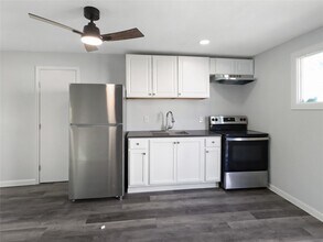 1919 Avenue O in Galveston, TX - Building Photo - Building Photo