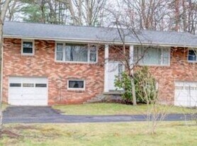 31-33-33 Jeffrey Terrace in Albany, NY - Building Photo