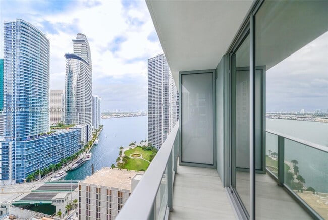 property at 77 SE 5th St