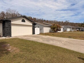 106 W Cedarwood Cir in Kissimmee, FL - Building Photo - Building Photo