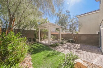 7104 Blissful Peak St in N Las Vegas, NV - Building Photo - Building Photo