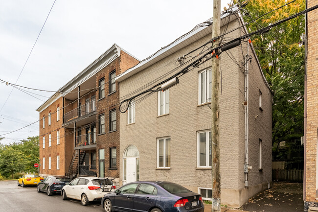 119 Chênevert Rue in Québec, QC - Building Photo - Building Photo