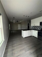 906 N Blair Ave in Edinburg, TX - Building Photo - Building Photo