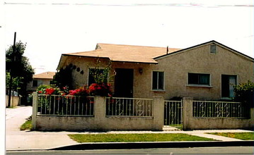 6934 California Ave in Bell, CA - Building Photo - Building Photo