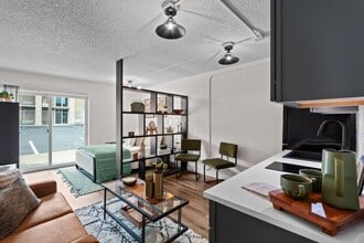 9 North in Yakima, WA - Foto de edificio - Building Photo