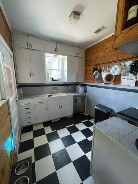 property at 21300 Crestmont