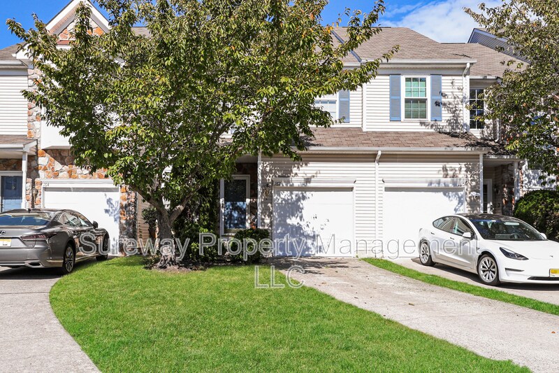 162 Chancellor Dr in Deptford, NJ - Foto de edificio