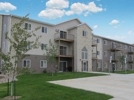 The Reserve at Bison Crossing in Williston, ND - Building Photo