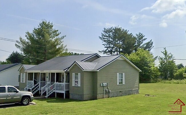55 Dogwood Pointe Dr in McMinnville, TN - Building Photo - Building Photo