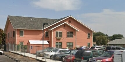 986 W Juniper Ave in Hermiston, OR - Building Photo - Building Photo