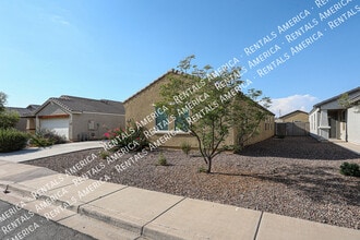 932 Kachina Dr in Coolidge, AZ - Building Photo - Building Photo