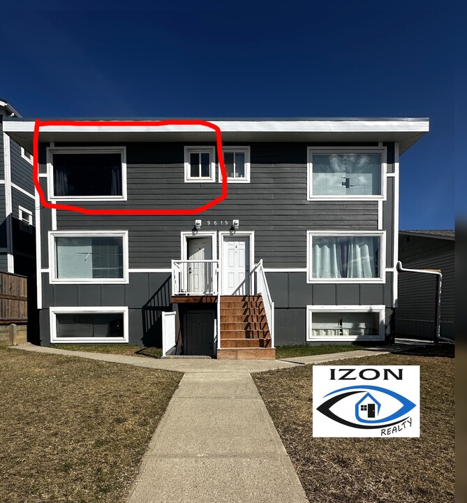 9619-9619 102 St in Fort St John, BC - Building Photo