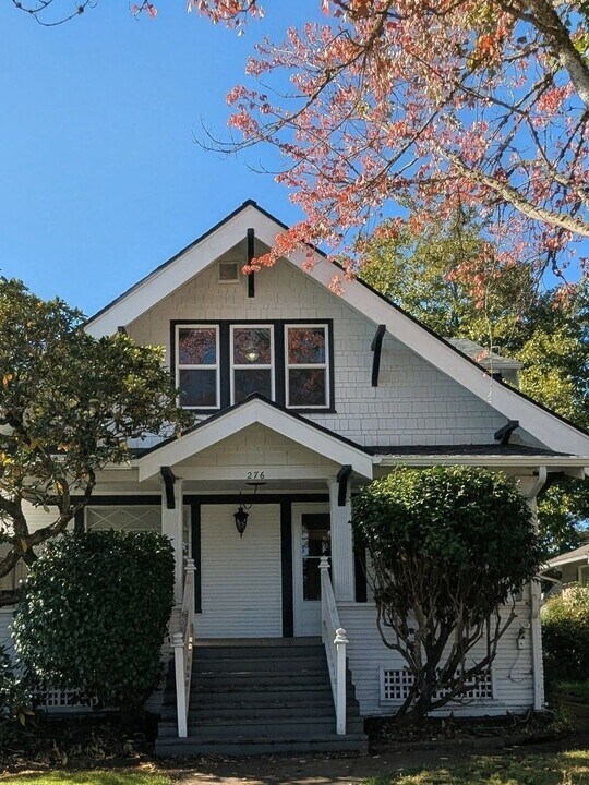 276 S Second St in Lebanon, OR - Building Photo