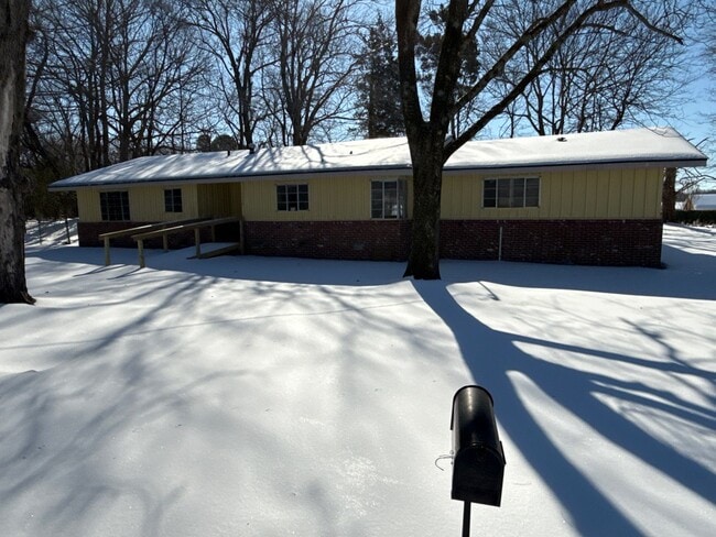 1130 Warren St in Brownsville, TN - Building Photo - Building Photo